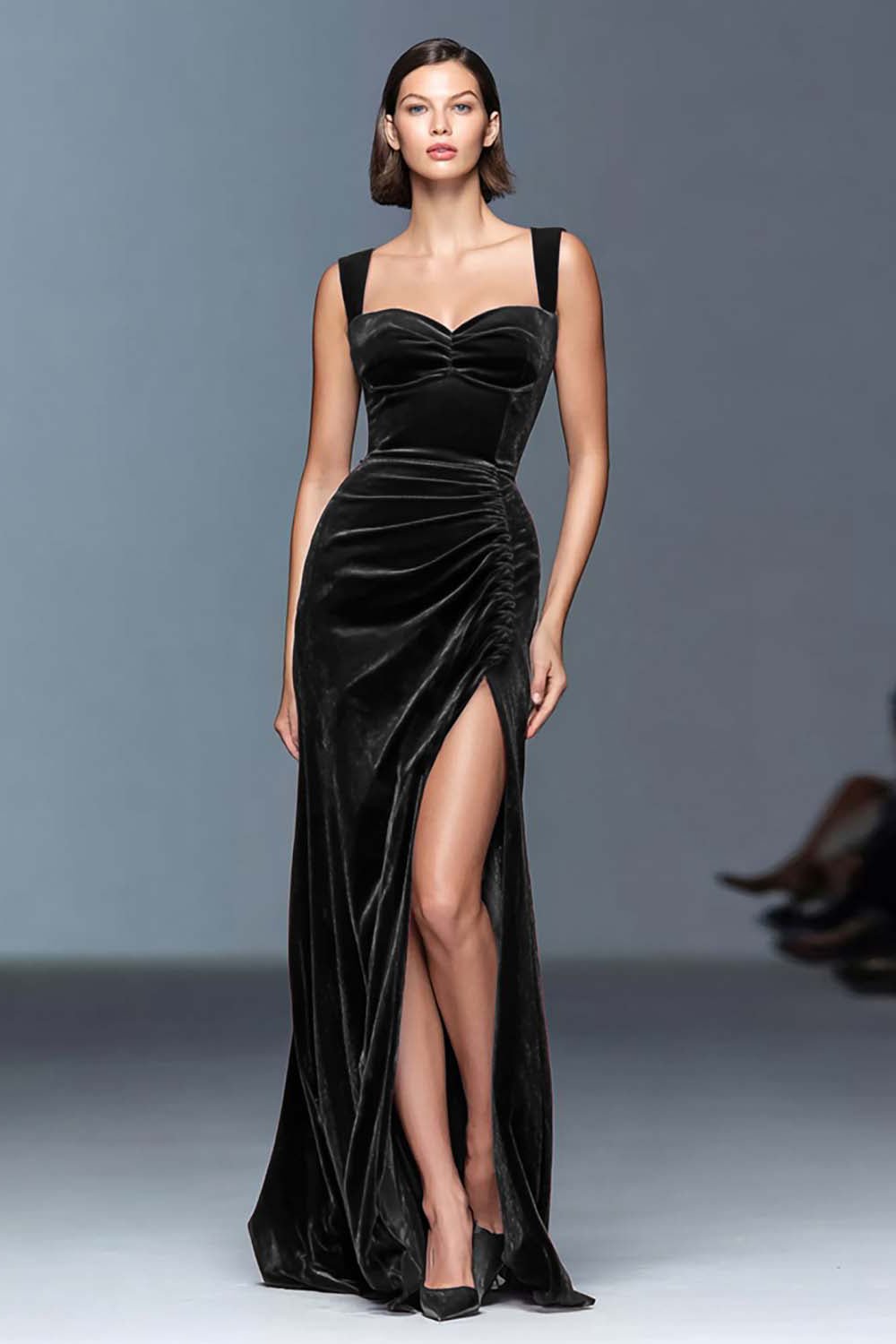 Burgundy Velvet Sheath Formal Gown with Sweetheart Neckline & High Slit - Image 4