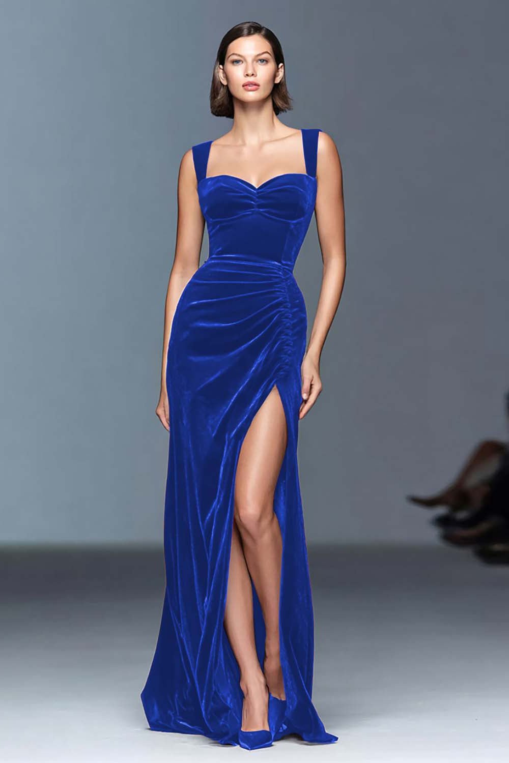 Burgundy Velvet Sheath Formal Gown with Sweetheart Neckline & High Slit - Image 11